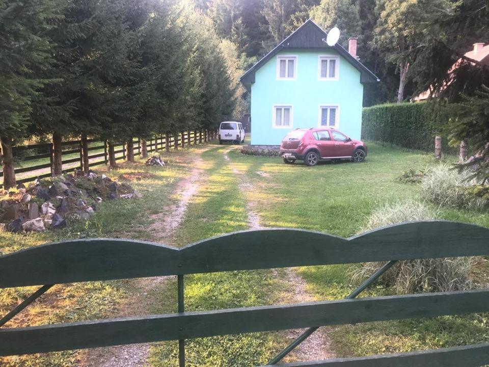 Pataki Kulcsoshaz Villa Izvoare  Eksteriør bilde